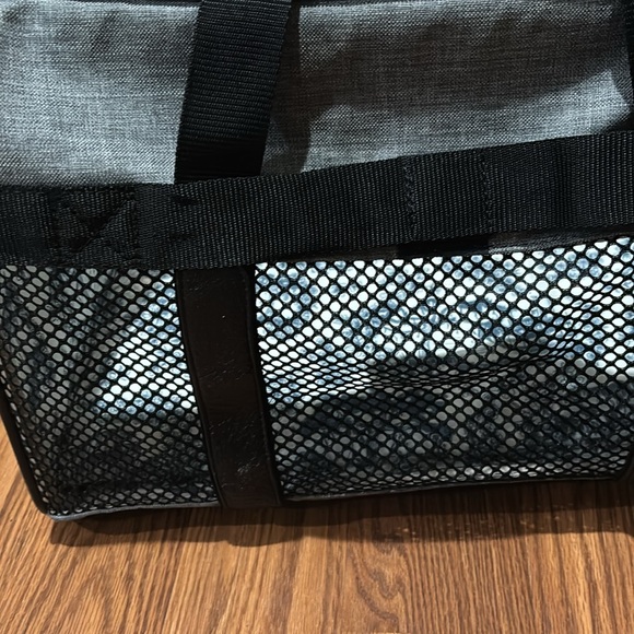 Pet carrier - Picture 5 of 5